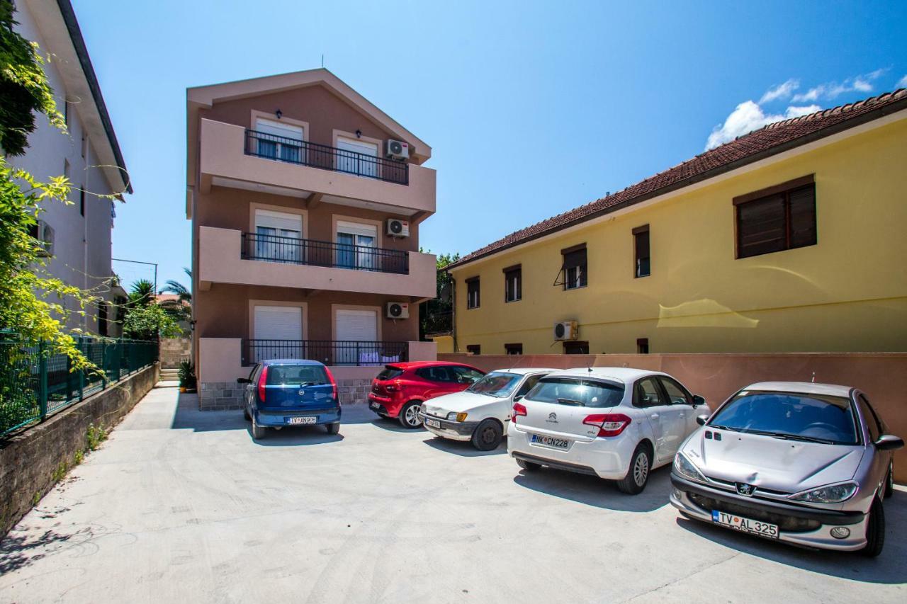 Fort City Apartments Tivat Ngoại thất bức ảnh